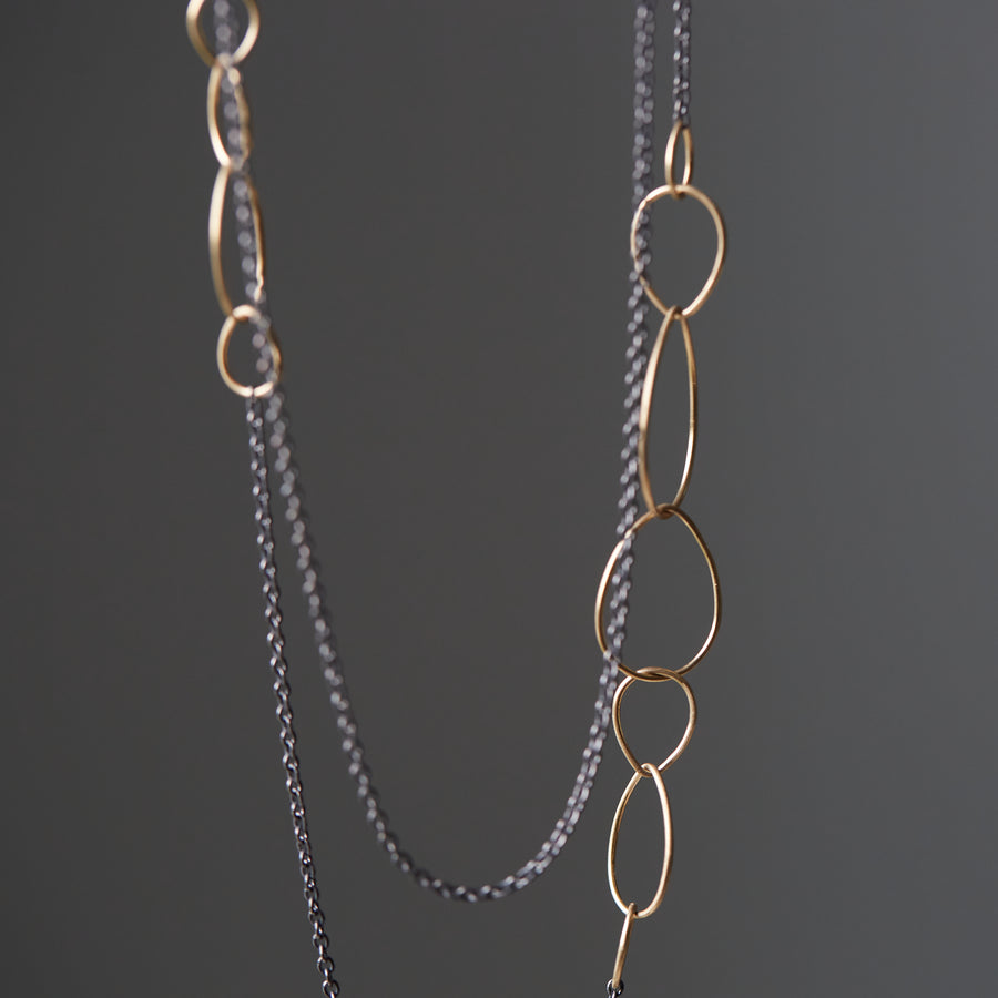 Chain necklace - oxidized silver and 14k gold - Hannah Blount