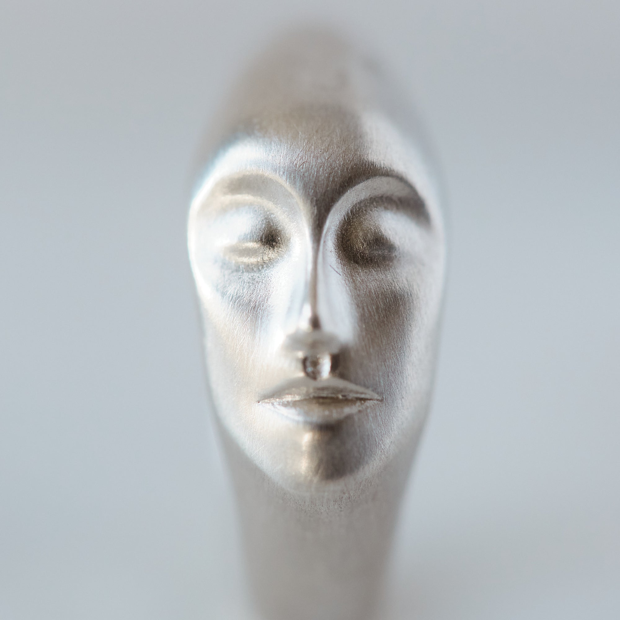 Cameo ring in silver - Hannah Blount