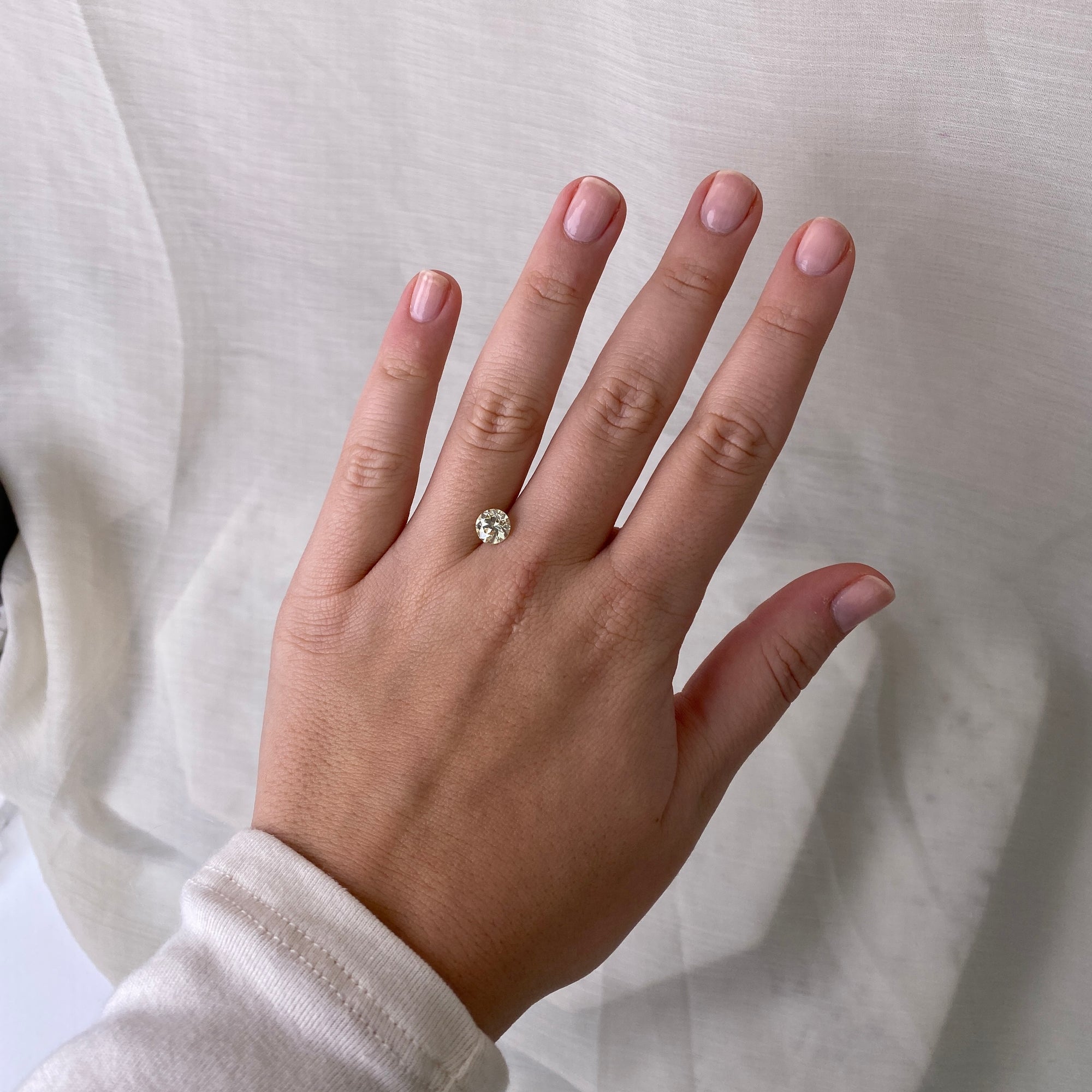 Diamond on hand 