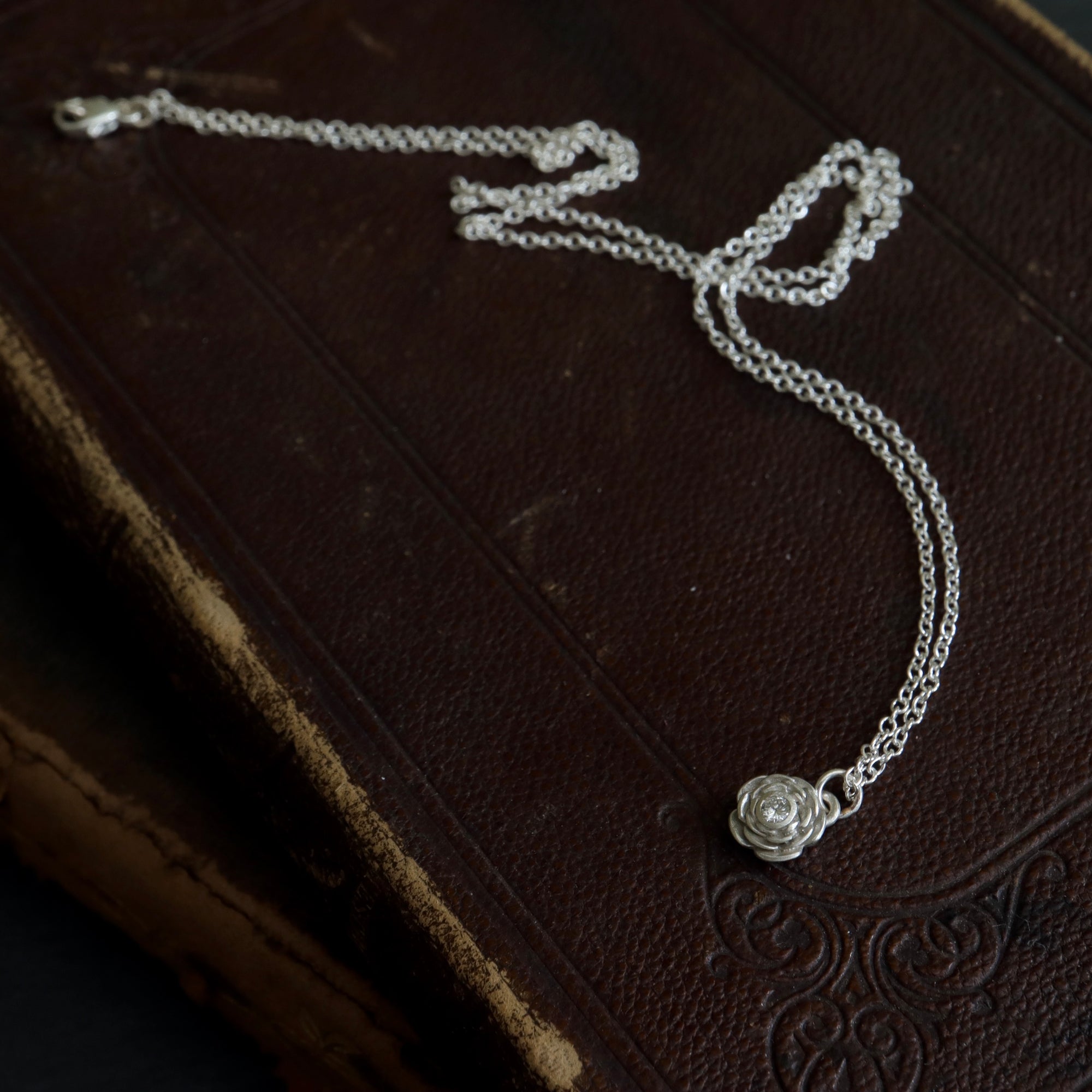 Rose Garden Necklace in Silver