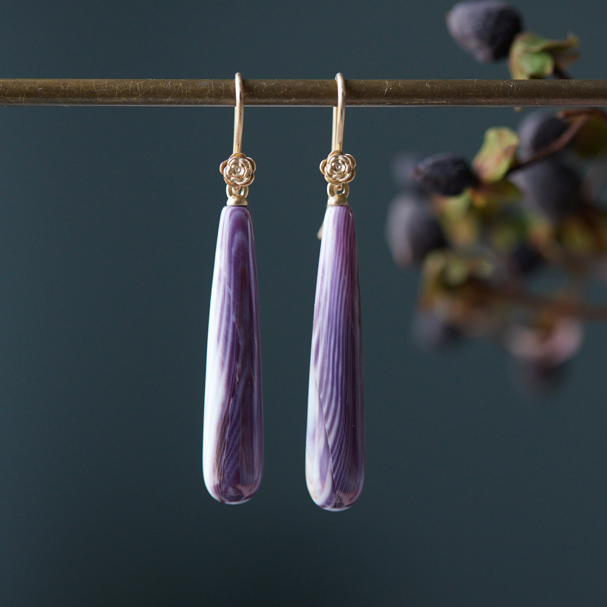 Beach Rose Quahog Garden Earrings in Gold