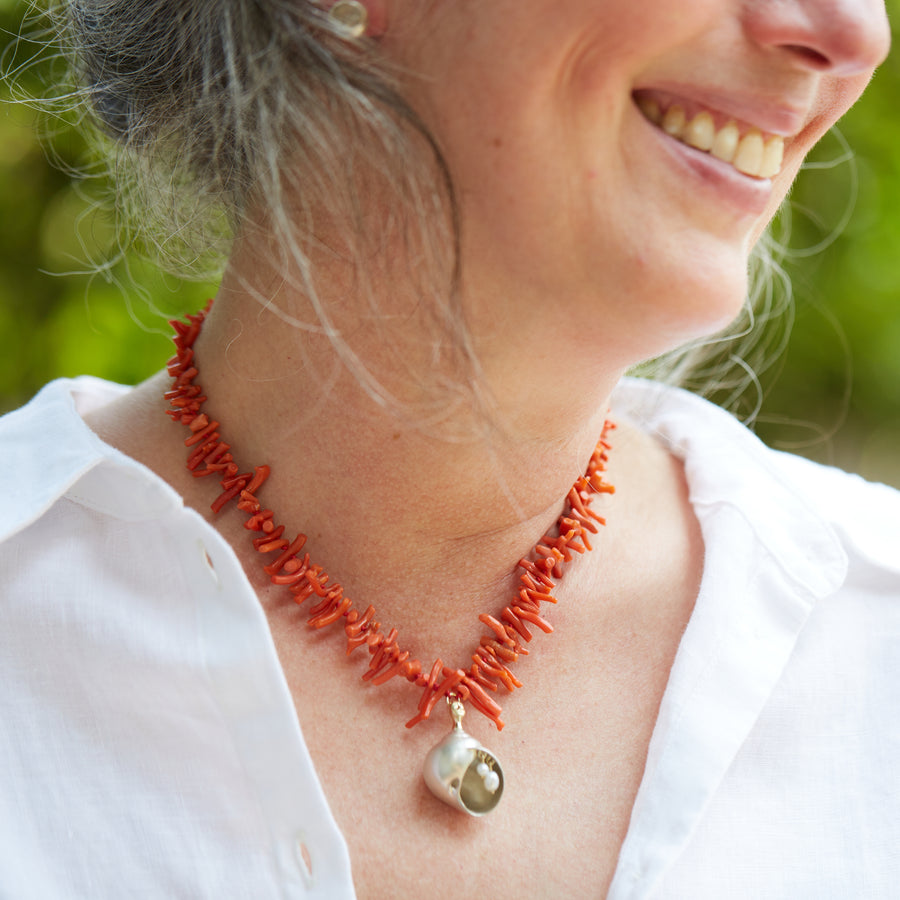 Coral and pearl cameo shell necklace - Hannah Blount