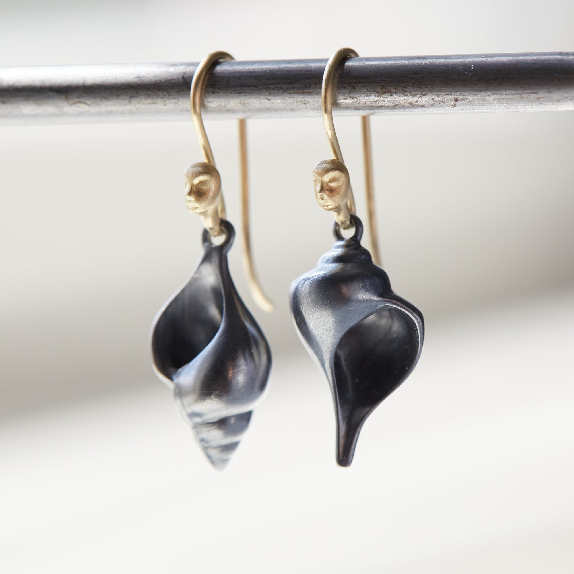 Shell cameo earrings - Hannah Blount