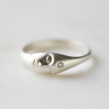 Cameo ring in silver with diamond - Hannah Blount