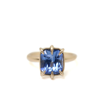 Sapphire vanity ring in gold by Hannah Blount