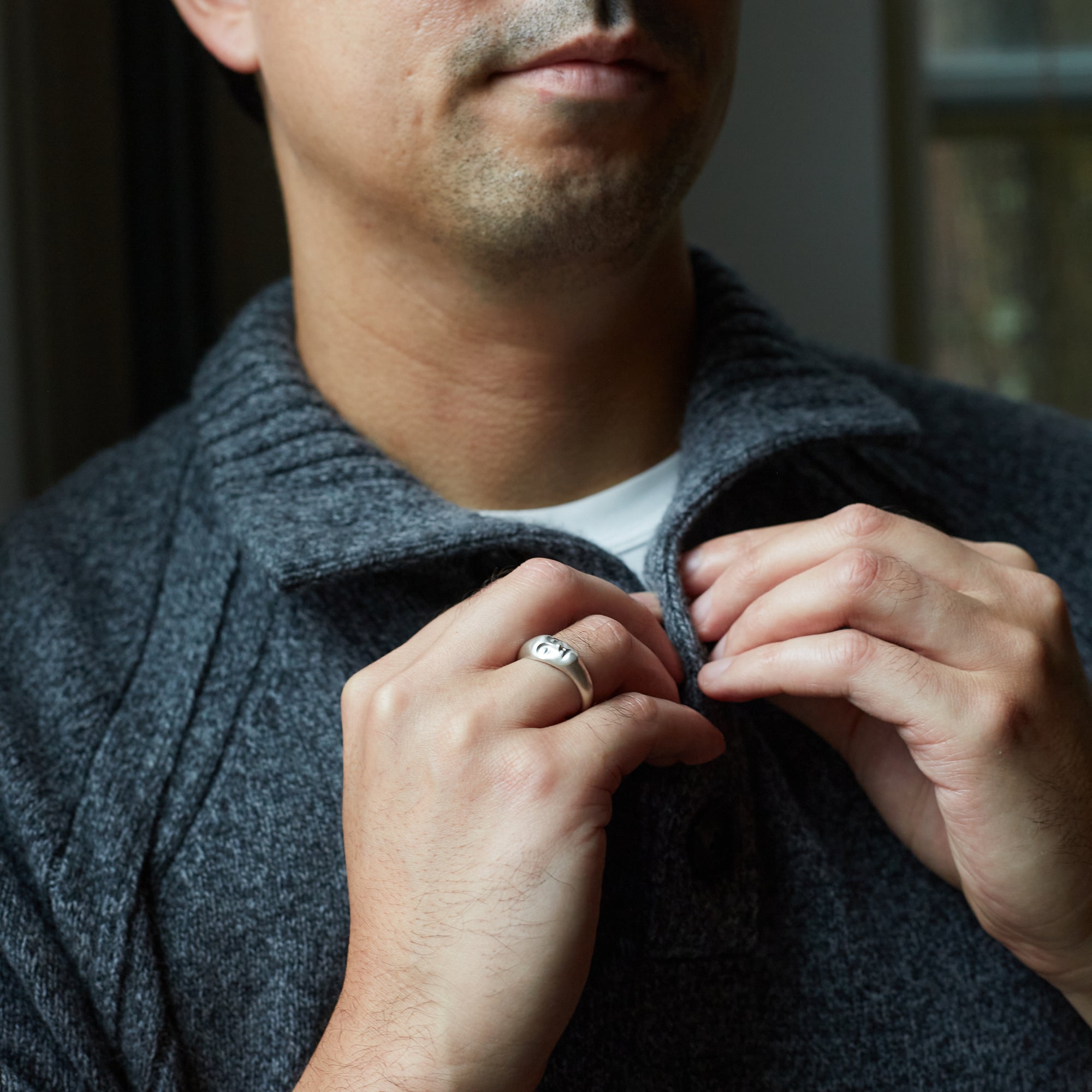 Grey Lady Cameo Ring in Silver
