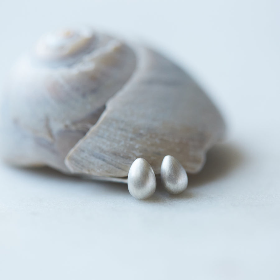 Egg studs in silver by Hannah Blount