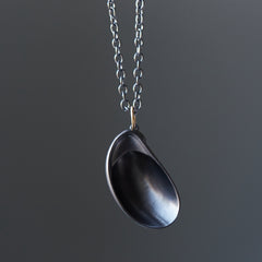 Silver slipper shell by Hannah Blount