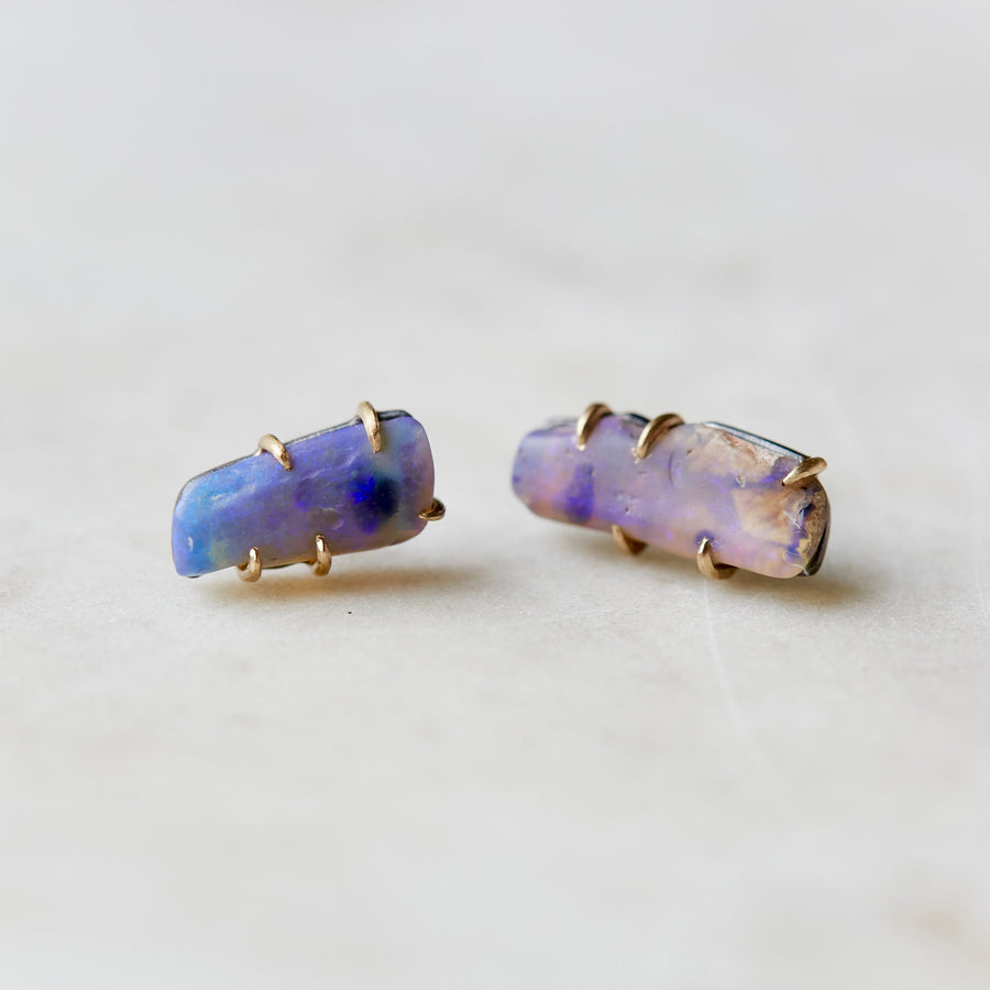 opalized wood fossils earring studs set in black silver and gold prongs