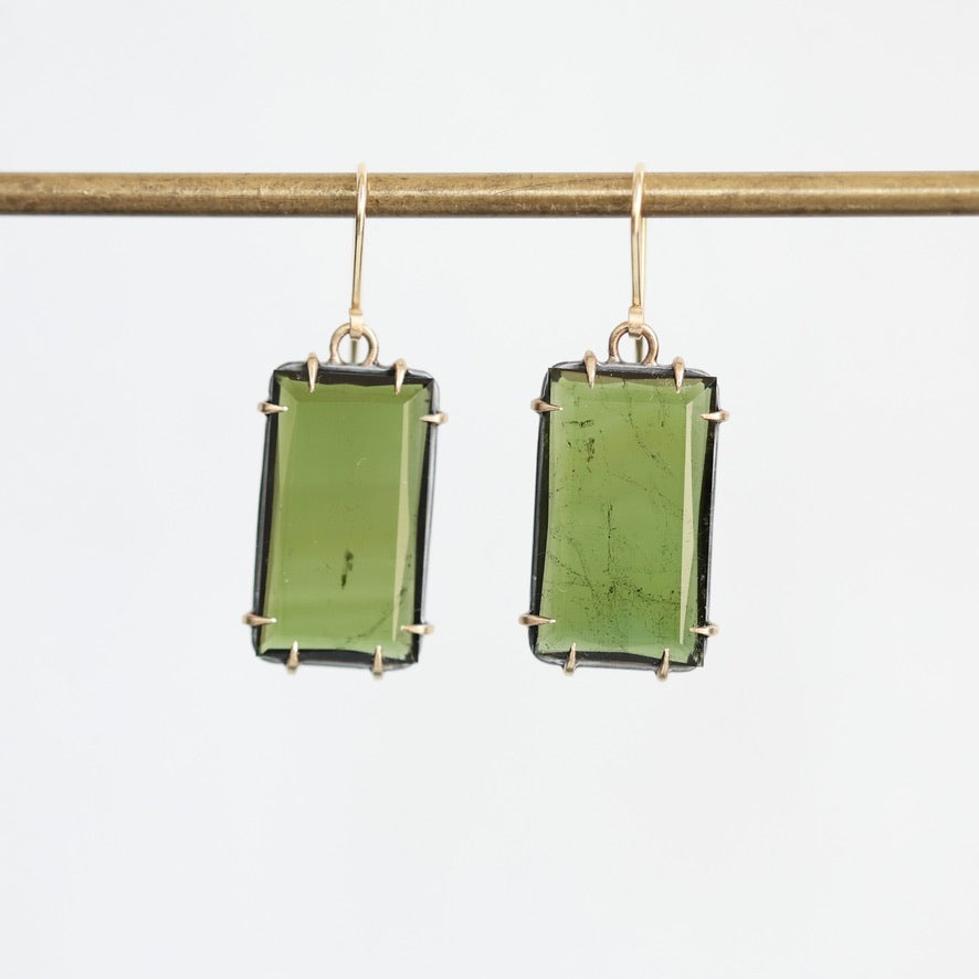 Green stone rectangular earrings