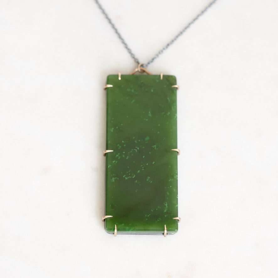 Large stone pendant necklace