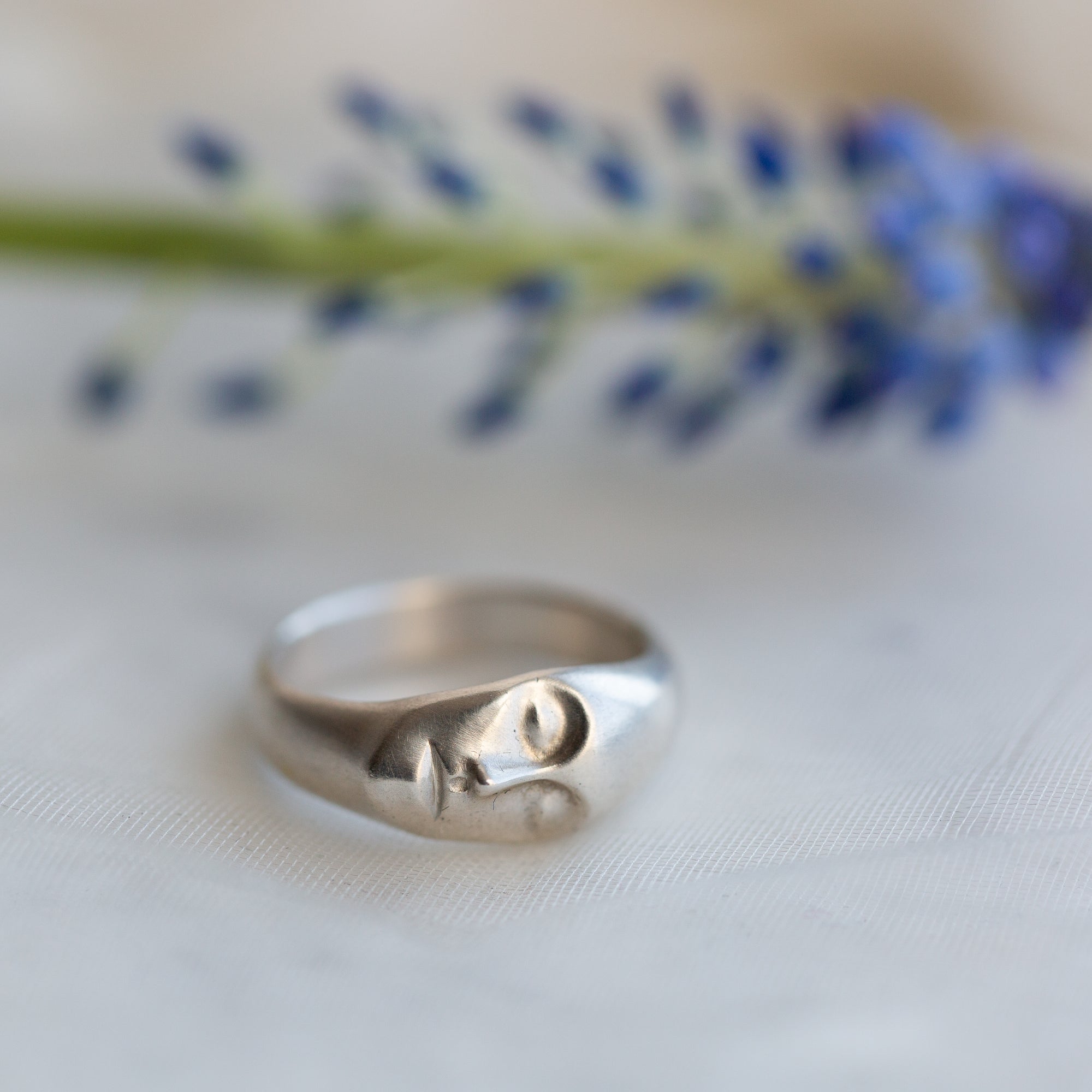 Silver cameo ring - Hannah Blount