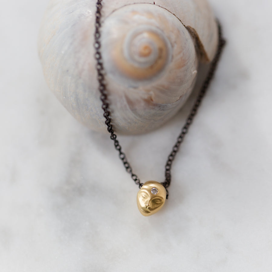Gold cameo necklace - Hannah Blount