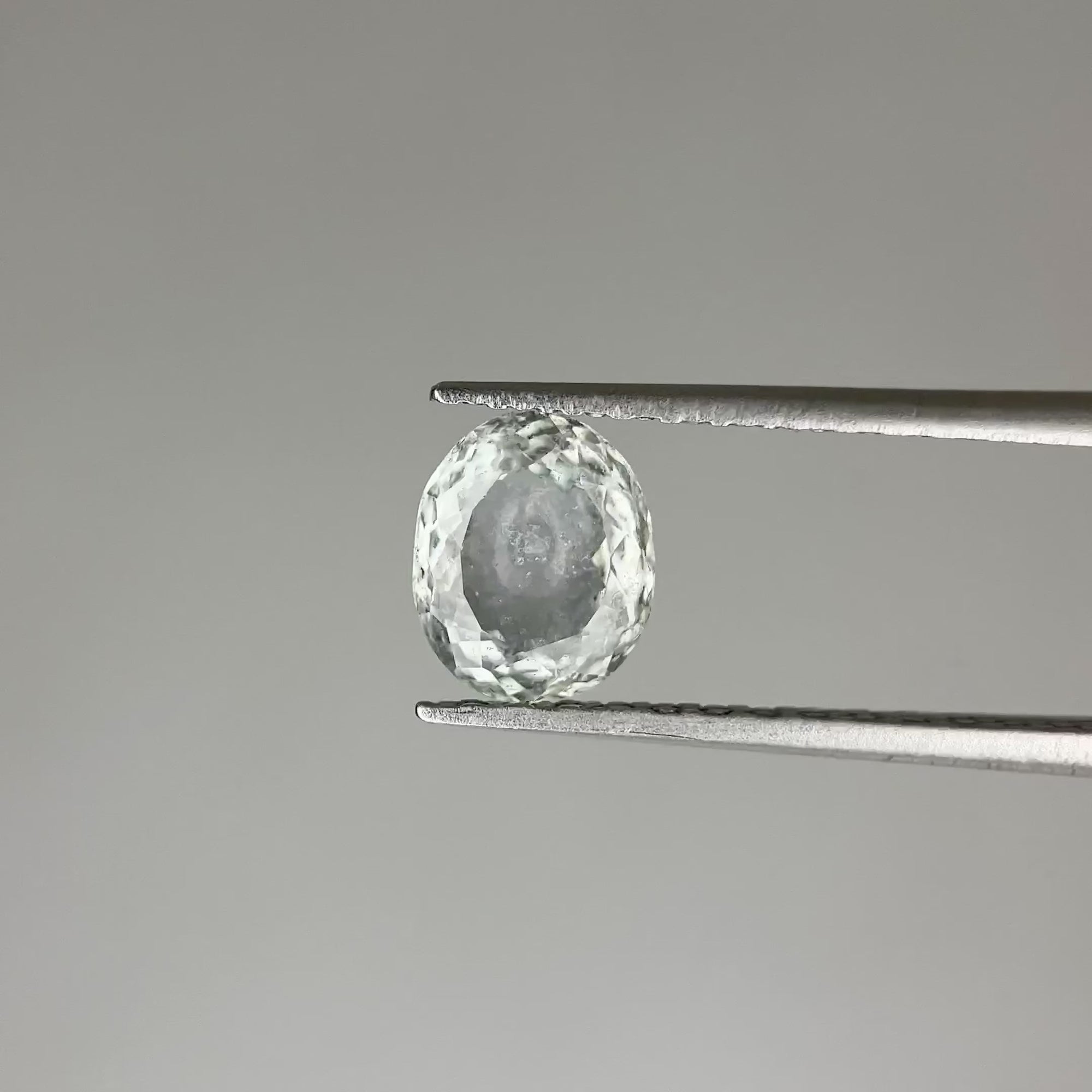 Video of 1.835 White Montana Sapphire